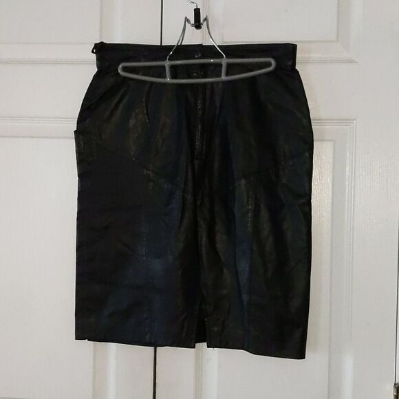 Toffs vintage  black leather skirt Sz 12 NWOT - Picture 2 of 4